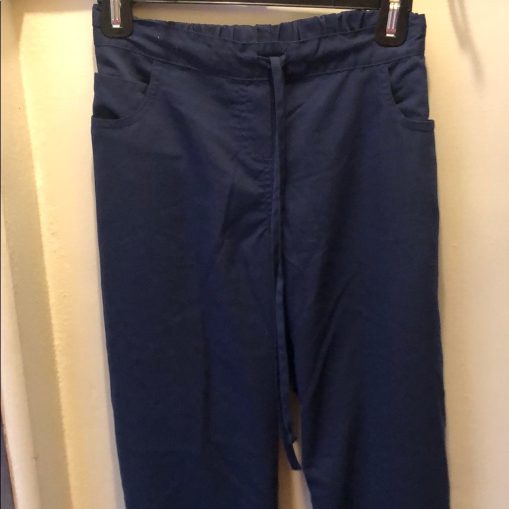Navy Greys anatomy scrub pants size medium petite